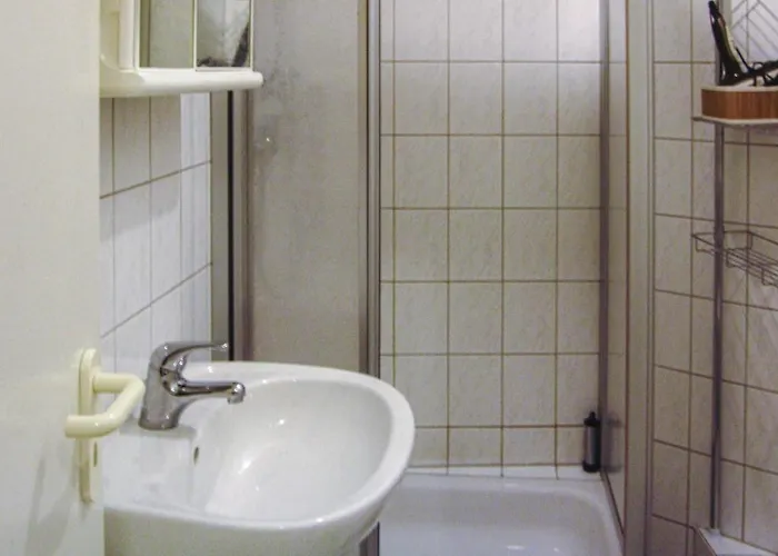 In With Wifi アパート